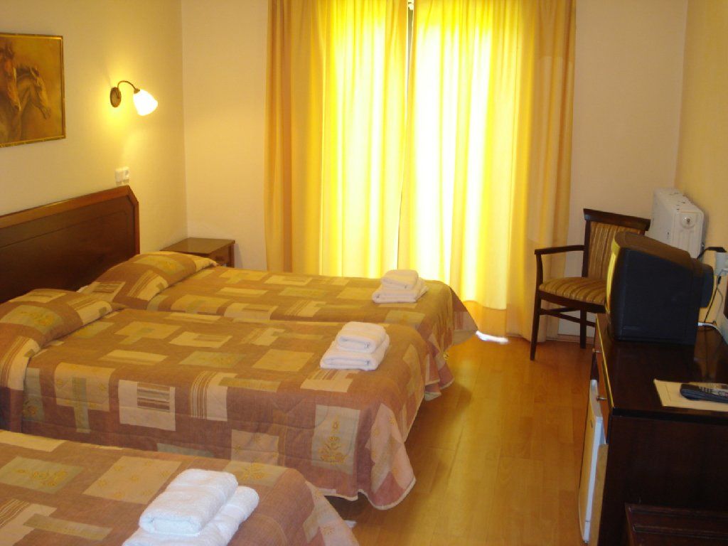 Theatro Hotel Odysseon Kalambaka Bagian luar foto